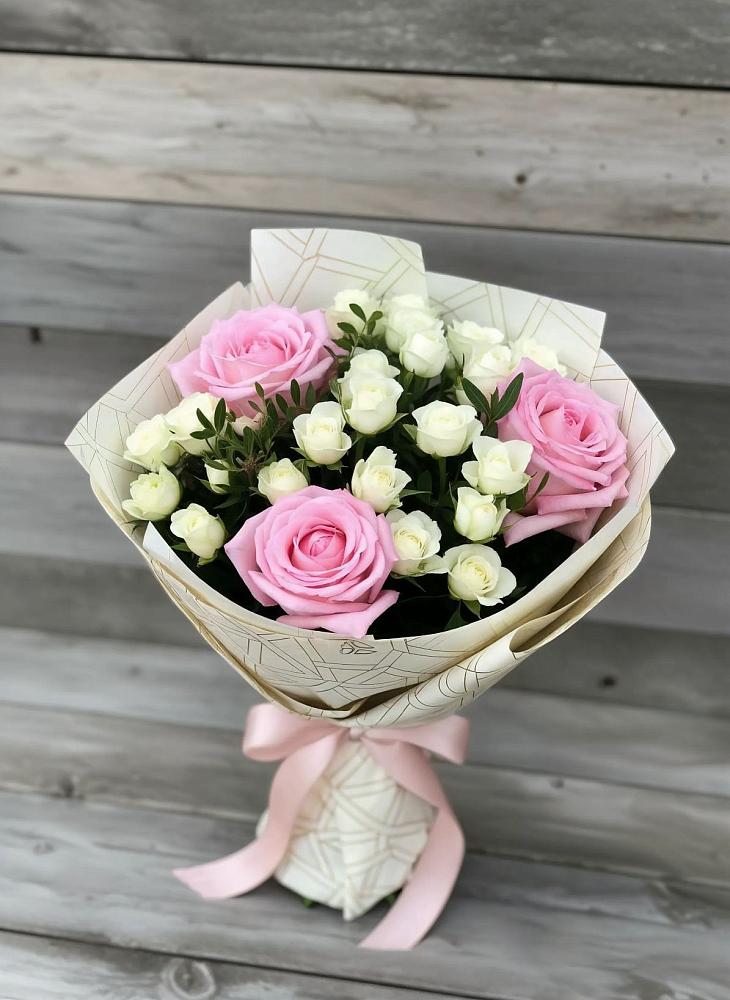 Букет цветов из: Розы в Сольцах
