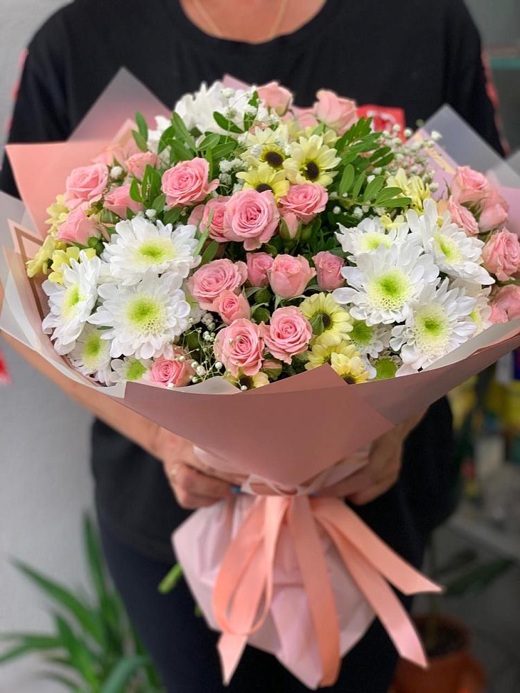 Букет цветов из: Розы и Хризантемы в Сольцах