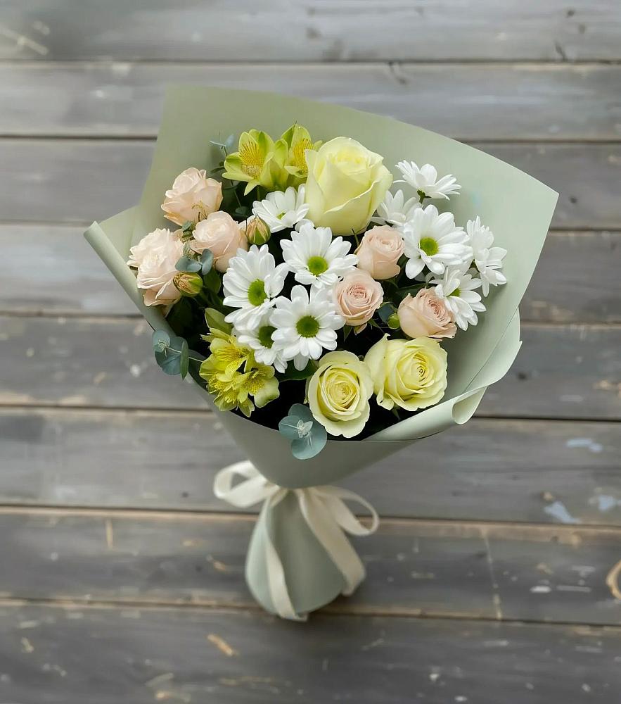Букет цветов из: Альстромерии, Розы и Хризантемы в Сольцах