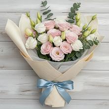 Букет цветов из:  Лизиантусы в Сольцах