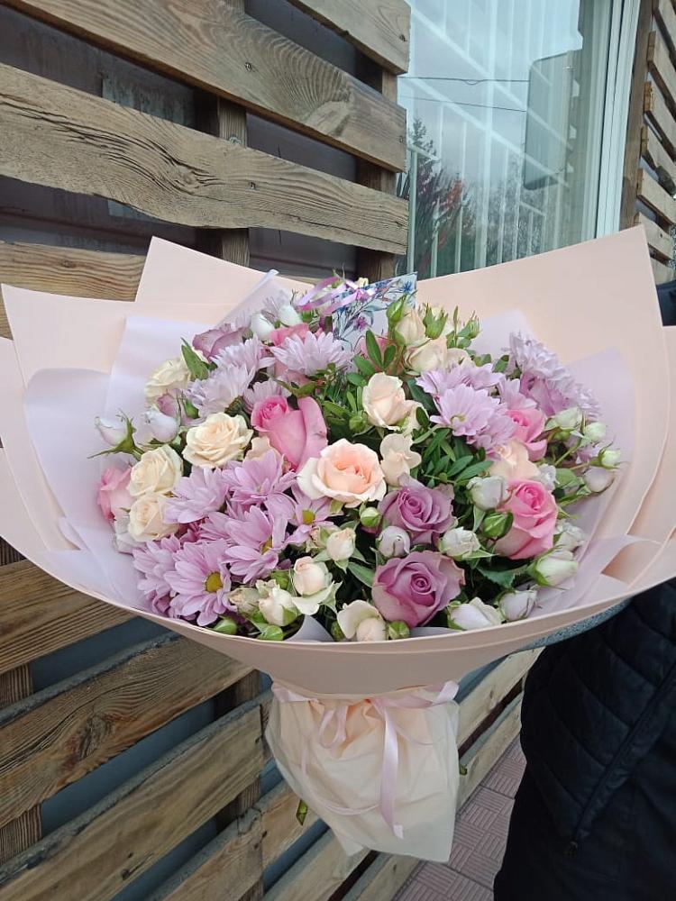 Букет цветов из: Розы и Хризантемы в Сольцах