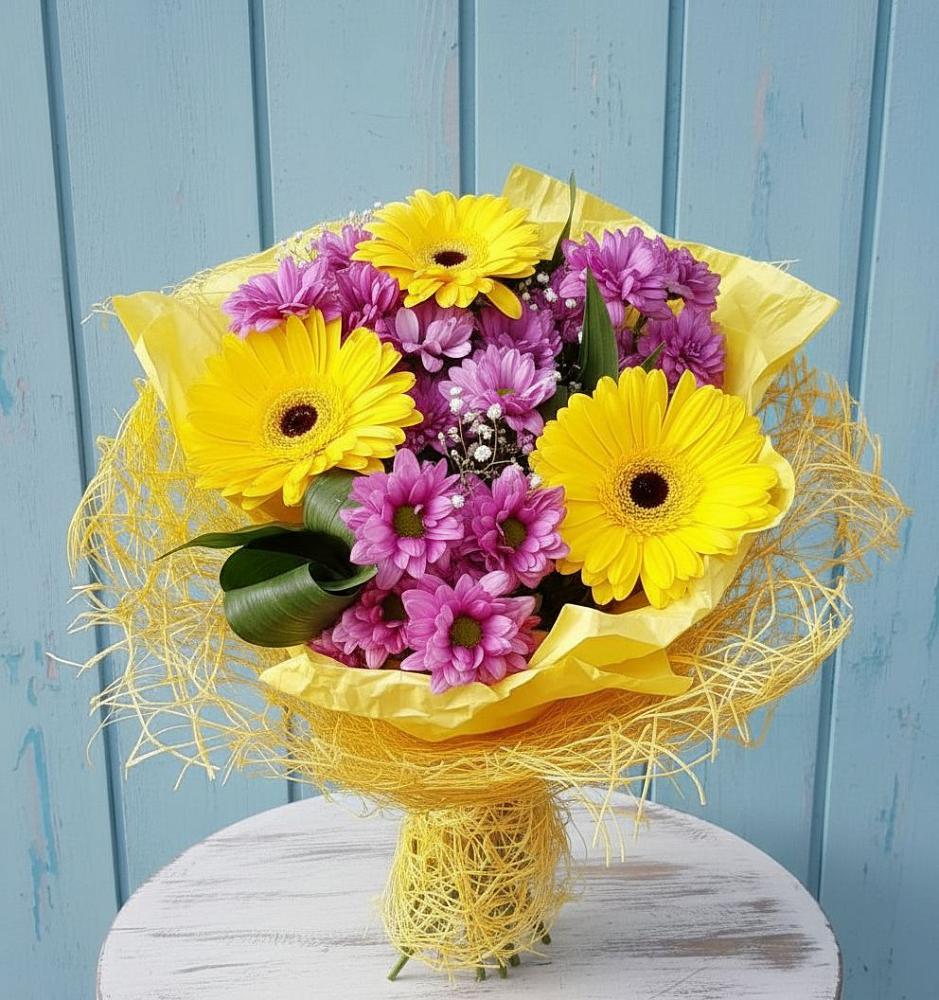 Букет цветов из: Хризантемы и Герберы в Сольцах