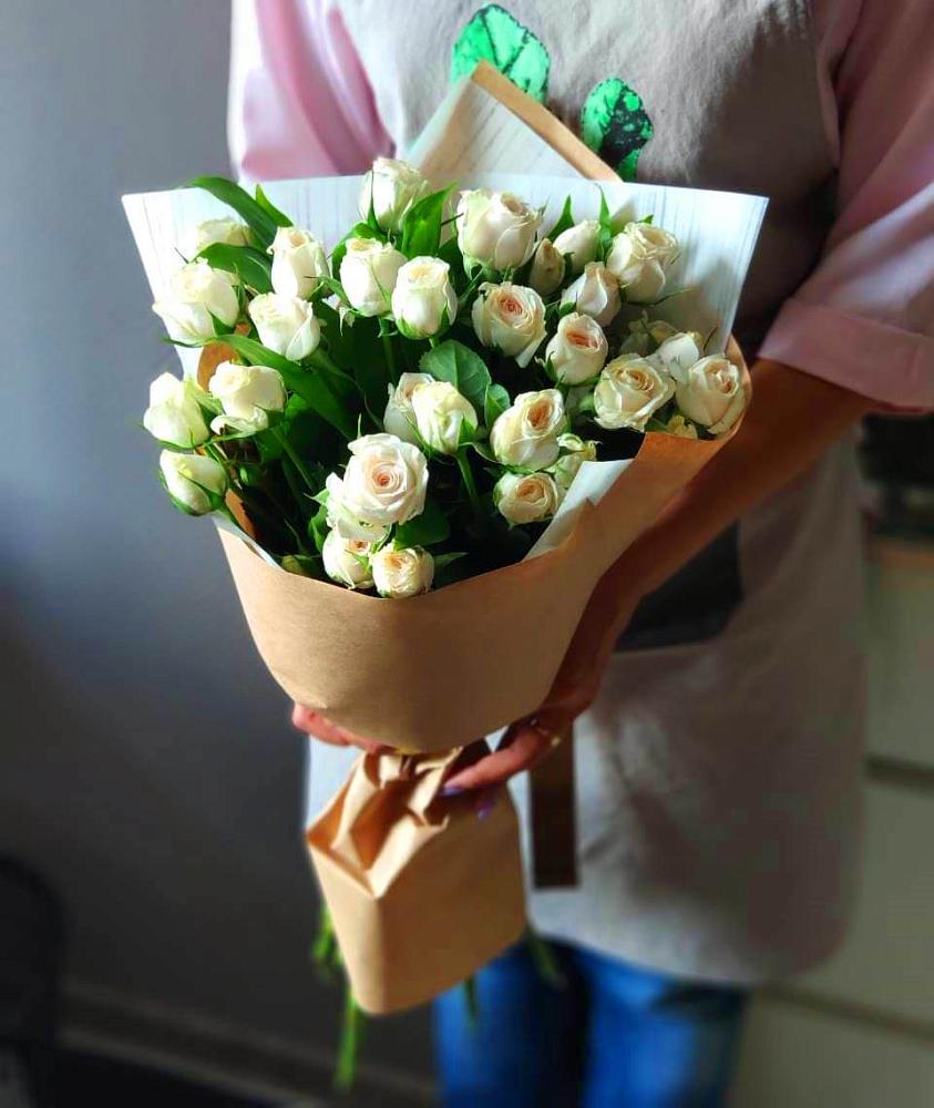 Букет цветов из: Розы в Сольцах
