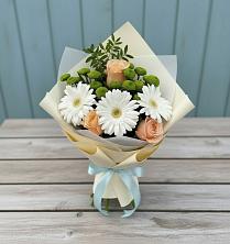 Букет цветов из:  Герберы, Розы и Хризантемы в Сольцах