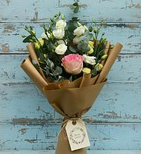 Букет цветов из:  Розы и Лизиантусы в Сольцах